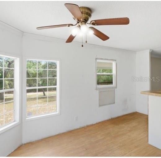For Sale: $280,000 (3 beds, 2 baths, 1248 Square Feet)