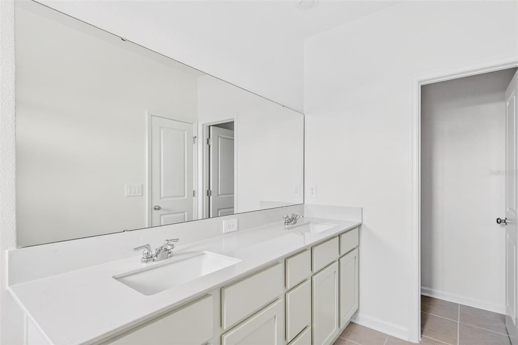 En Renta: $1,950 (3 camas, 2 baños, 1768 Pies cuadrados)