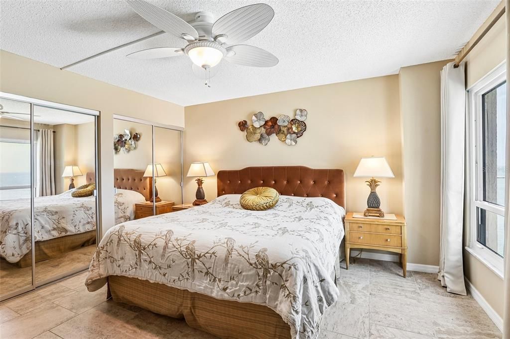 For Sale: $659,900 (2 beds, 2 baths, 1264 Square Feet)
