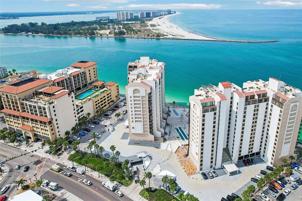 For Sale: $659,900 (2 beds, 2 baths, 1264 Square Feet)