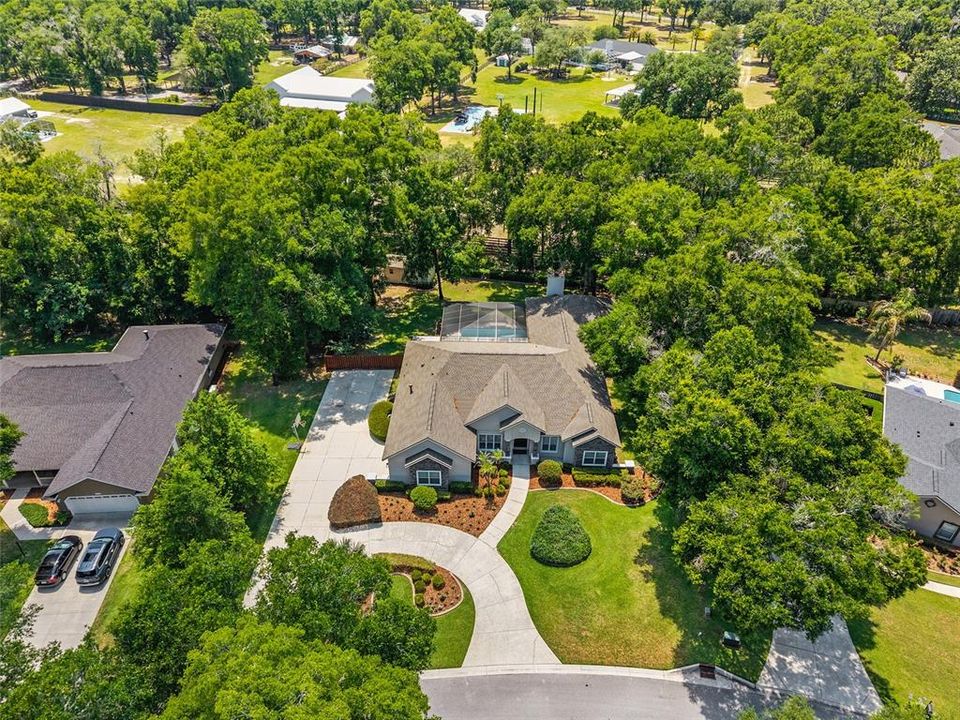 Active With Contract: $589,500 (3 beds, 3 baths, 2482 Square Feet)