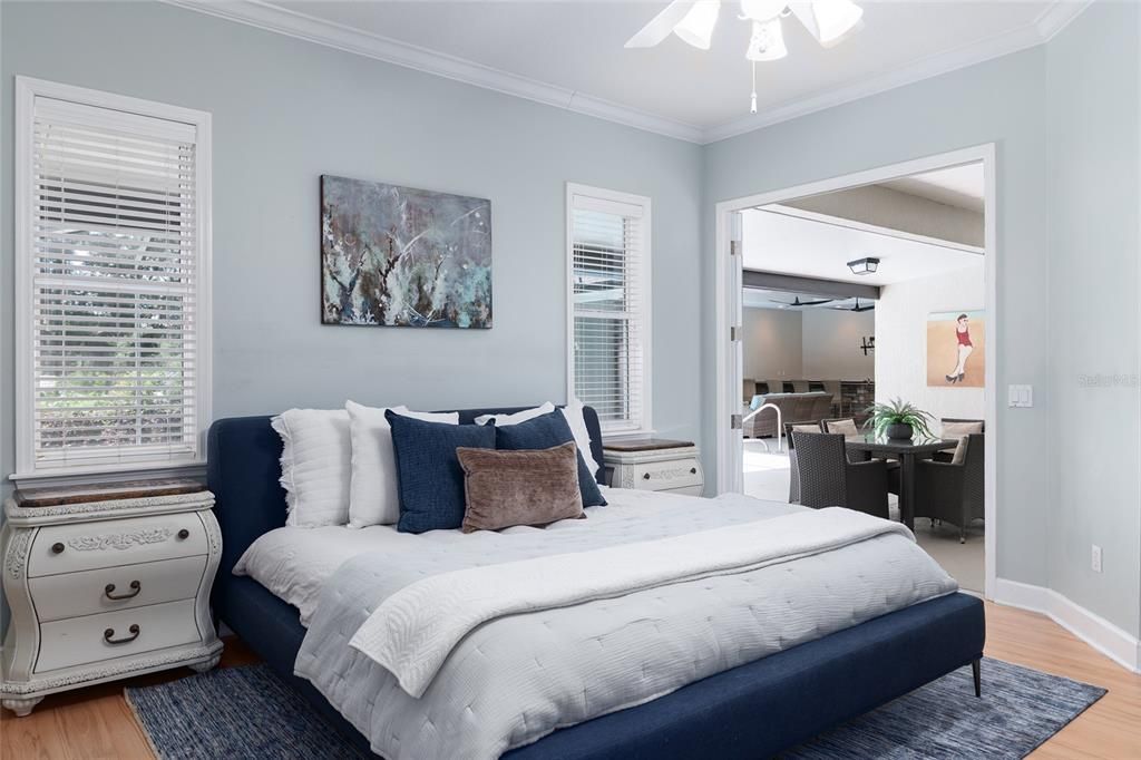 Active With Contract: $589,500 (3 beds, 3 baths, 2482 Square Feet)