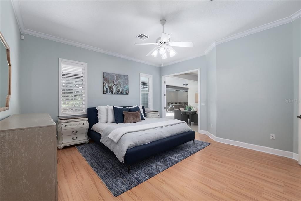 Active With Contract: $589,500 (3 beds, 3 baths, 2482 Square Feet)