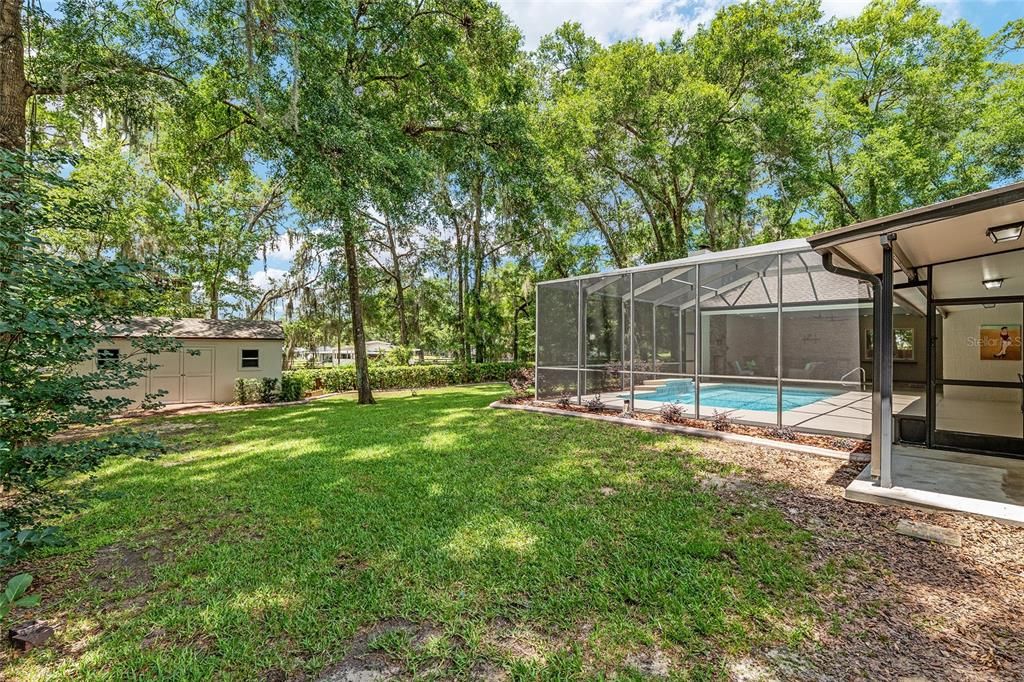 Active With Contract: $589,500 (3 beds, 3 baths, 2482 Square Feet)