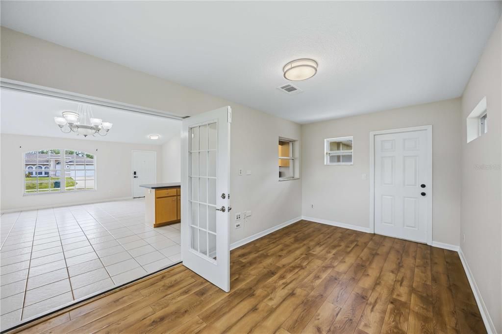 В аренду: $1,850 (3 спален, 2 ванн, 1413 Квадратных фут)