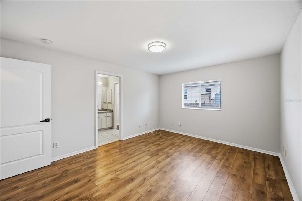 В аренду: $1,850 (3 спален, 2 ванн, 1413 Квадратных фут)