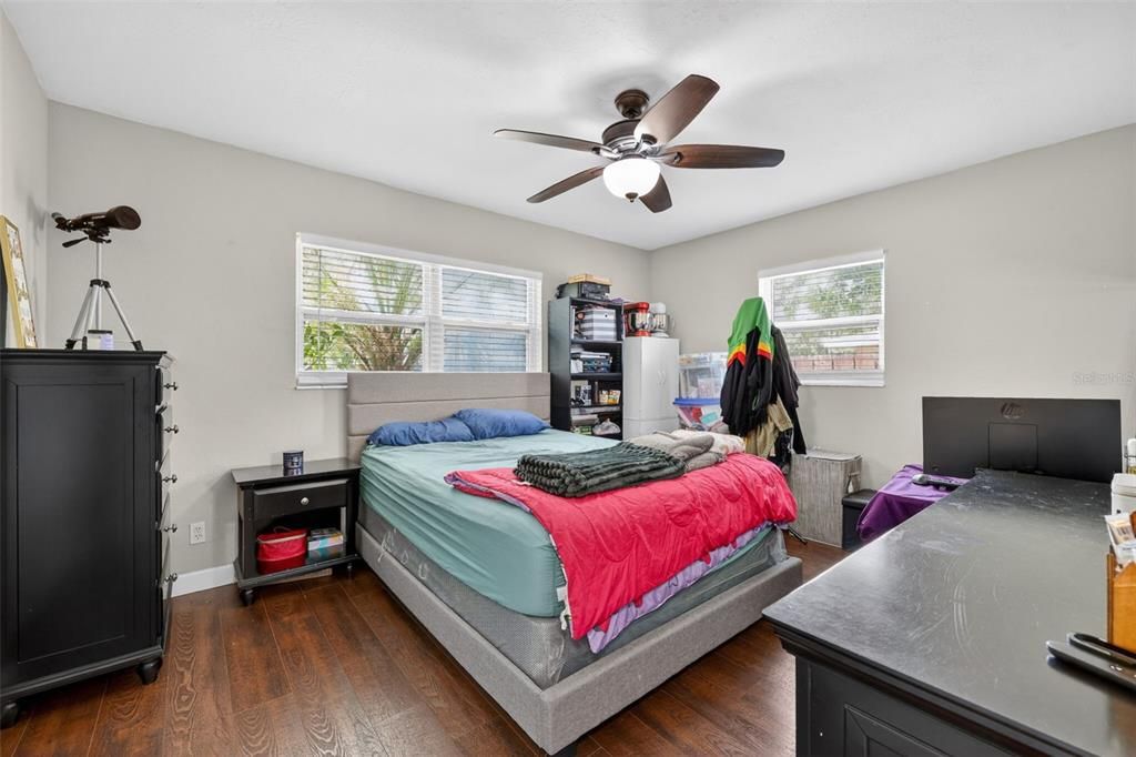 Activo con contrato: $314,900 (3 camas, 1 baños, 1186 Pies cuadrados)