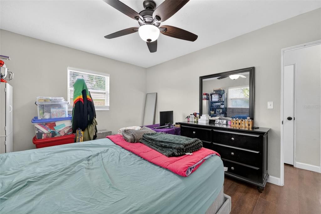 Activo con contrato: $314,900 (3 camas, 1 baños, 1186 Pies cuadrados)