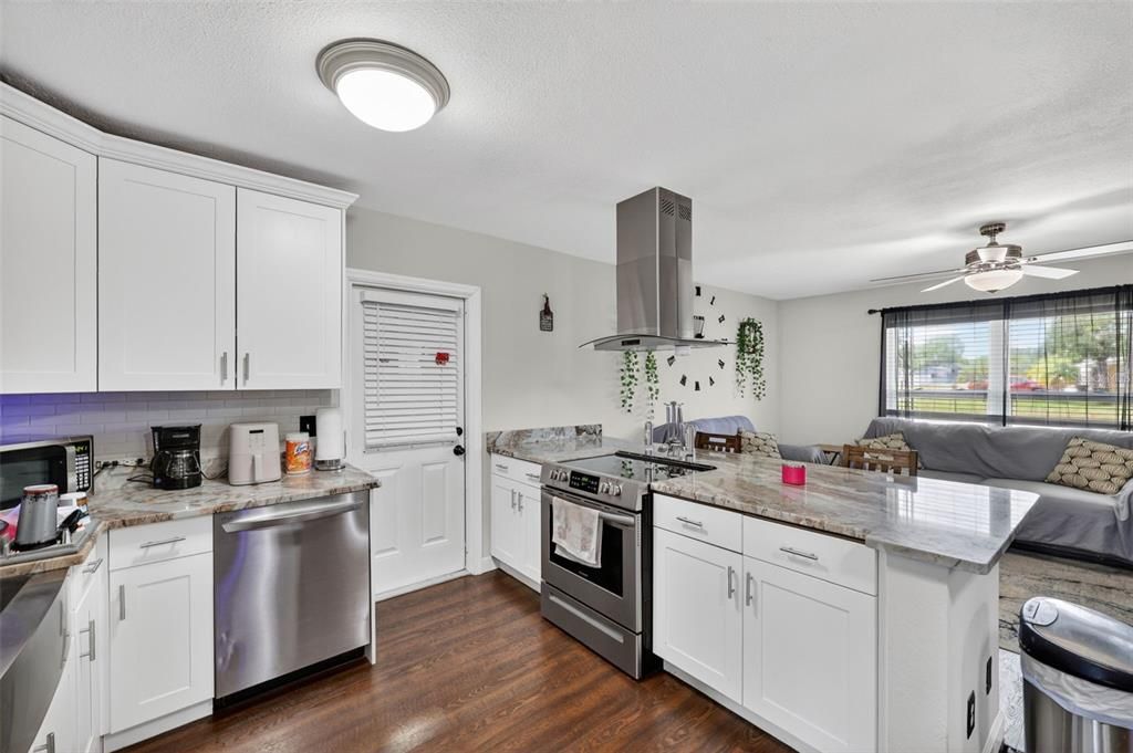 Activo con contrato: $314,900 (3 camas, 1 baños, 1186 Pies cuadrados)