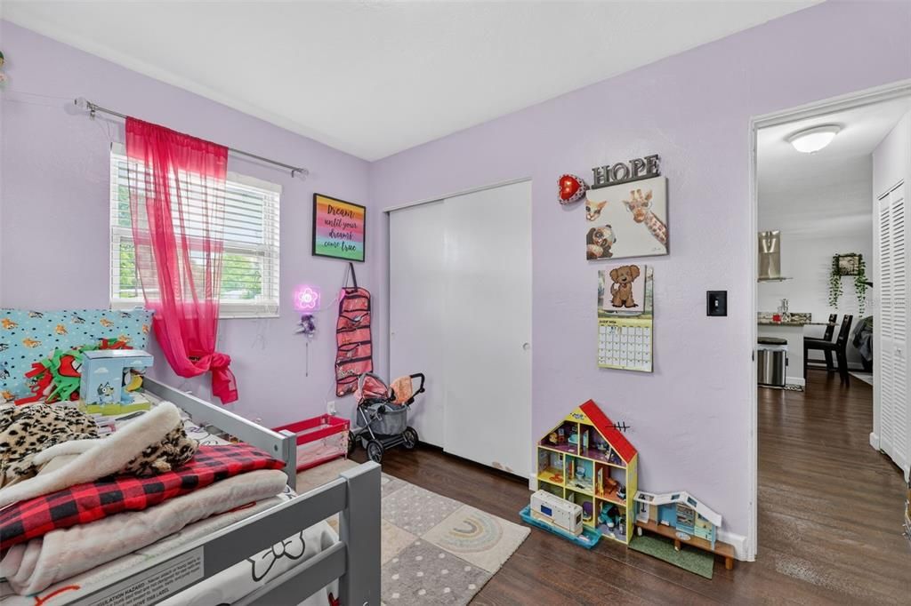 Activo con contrato: $314,900 (3 camas, 1 baños, 1186 Pies cuadrados)