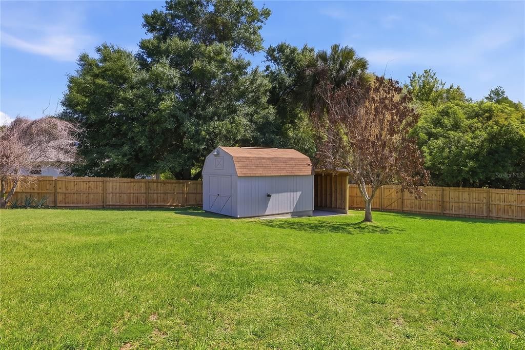 En Venta: $399,000 (4 camas, 2 baños, 1957 Pies cuadrados)