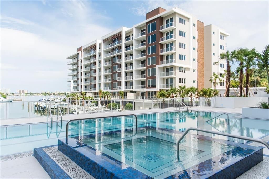 For Sale: $849,000 (2 beds, 2 baths, 1655 Square Feet)