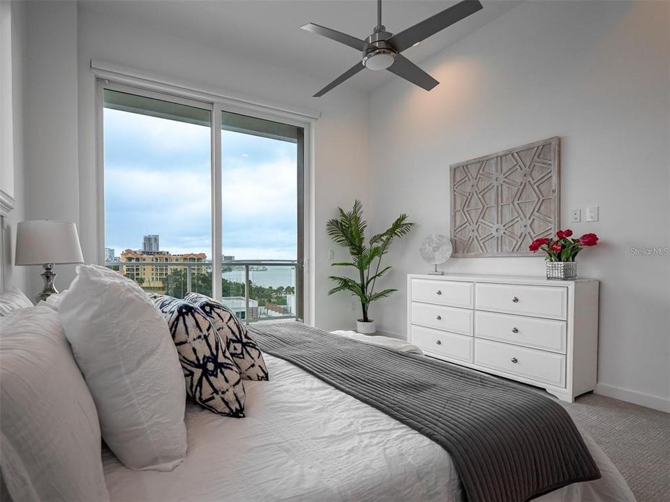 For Sale: $849,000 (2 beds, 2 baths, 1655 Square Feet)