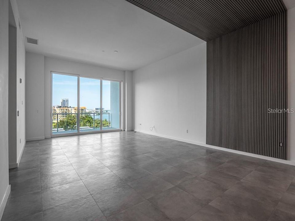 For Sale: $849,000 (2 beds, 2 baths, 1655 Square Feet)