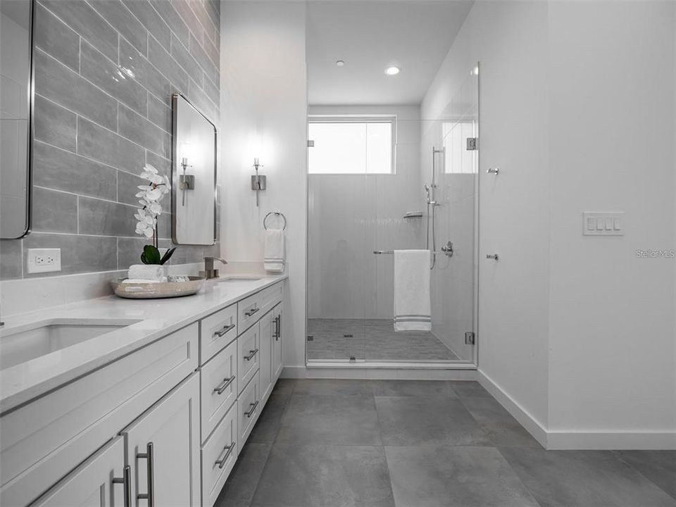 For Sale: $849,000 (2 beds, 2 baths, 1655 Square Feet)