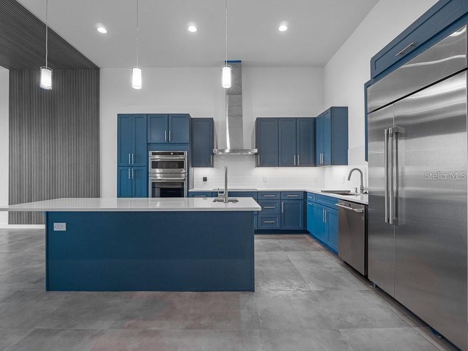 For Sale: $849,000 (2 beds, 2 baths, 1655 Square Feet)