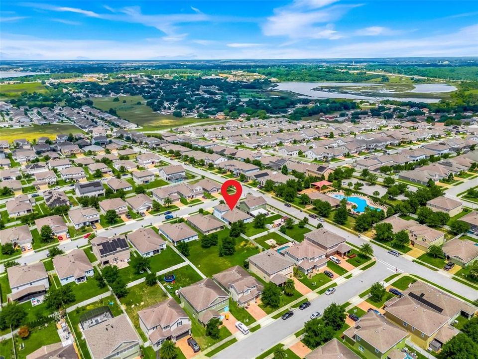 Active With Contract: $2,900 (4 beds, 3 baths, 2563 Square Feet)