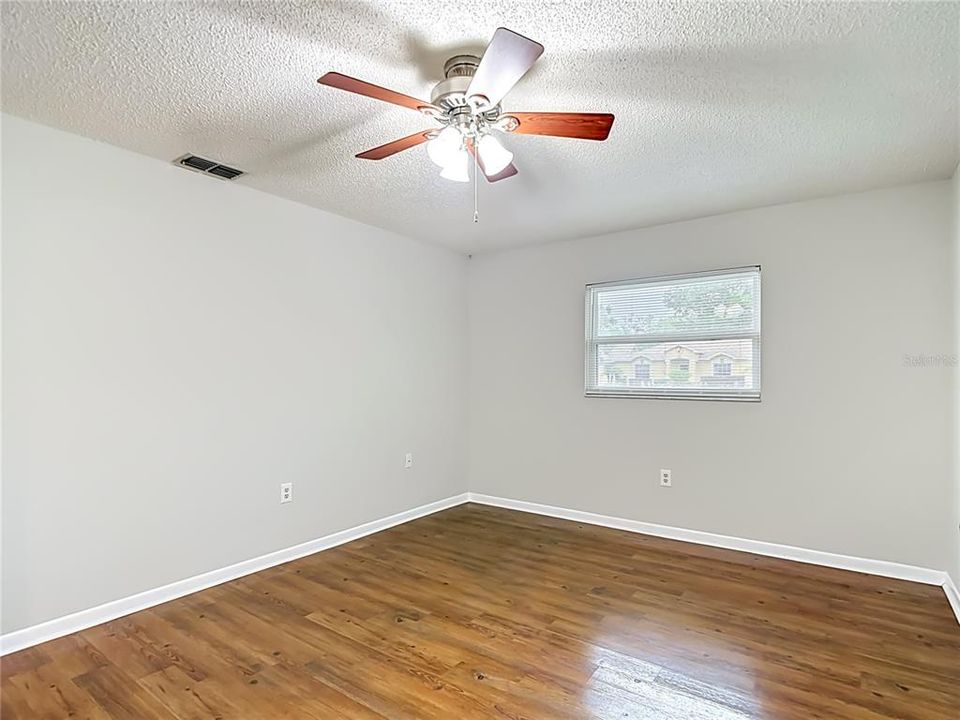 Active With Contract: $257,000 (2 beds, 2 baths, 1318 Square Feet)