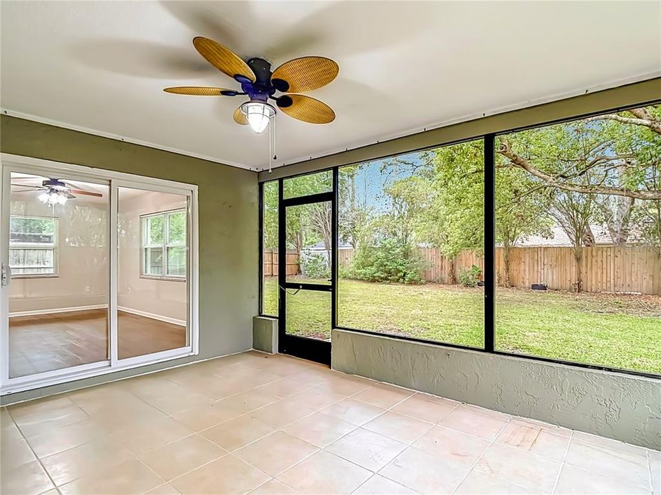 Active With Contract: $257,000 (2 beds, 2 baths, 1318 Square Feet)