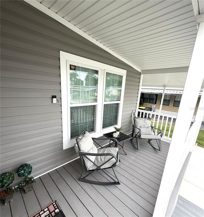 For Sale: $230,000 (3 beds, 2 baths, 1404 Square Feet)