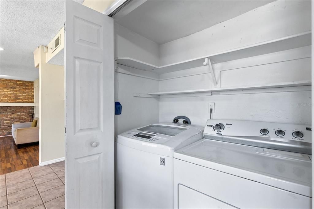 For Sale: $432,500 (4 beds, 2 baths, 2804 Square Feet)