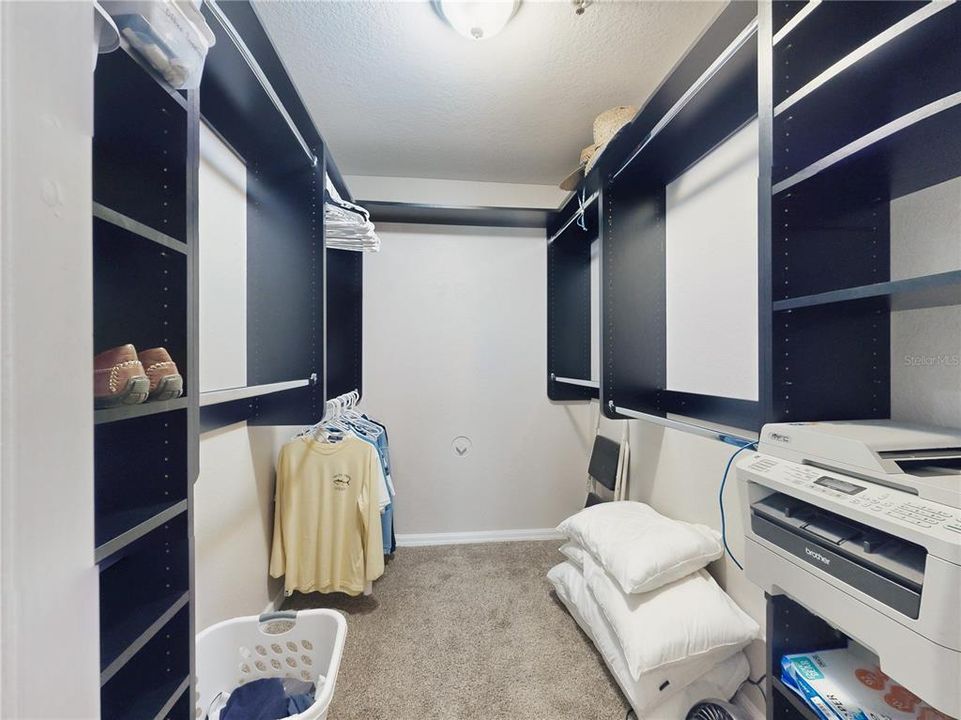 For Sale: $349,000 (2 beds, 2 baths, 1120 Square Feet)