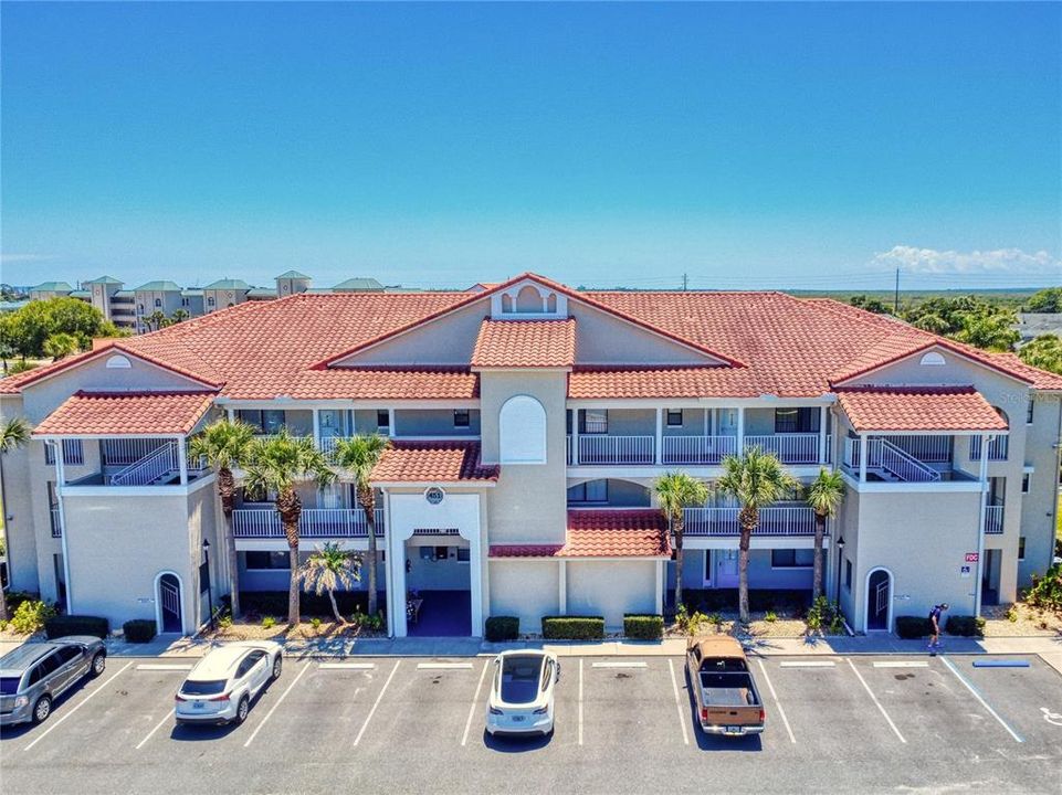 For Sale: $349,000 (2 beds, 2 baths, 1120 Square Feet)