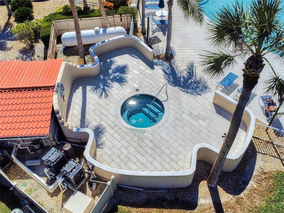 For Sale: $349,000 (2 beds, 2 baths, 1120 Square Feet)
