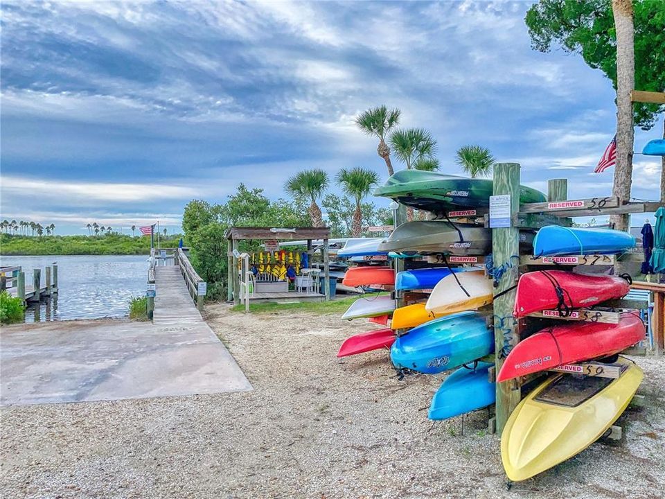 For Sale: $349,000 (2 beds, 2 baths, 1120 Square Feet)