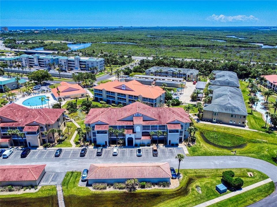 For Sale: $349,000 (2 beds, 2 baths, 1120 Square Feet)