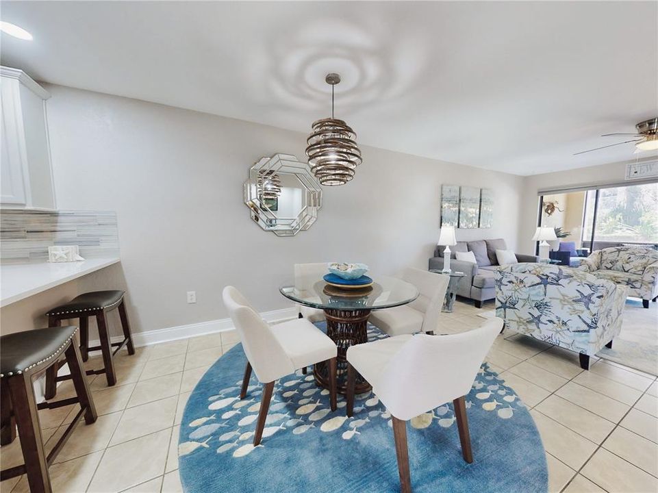 For Sale: $349,000 (2 beds, 2 baths, 1120 Square Feet)