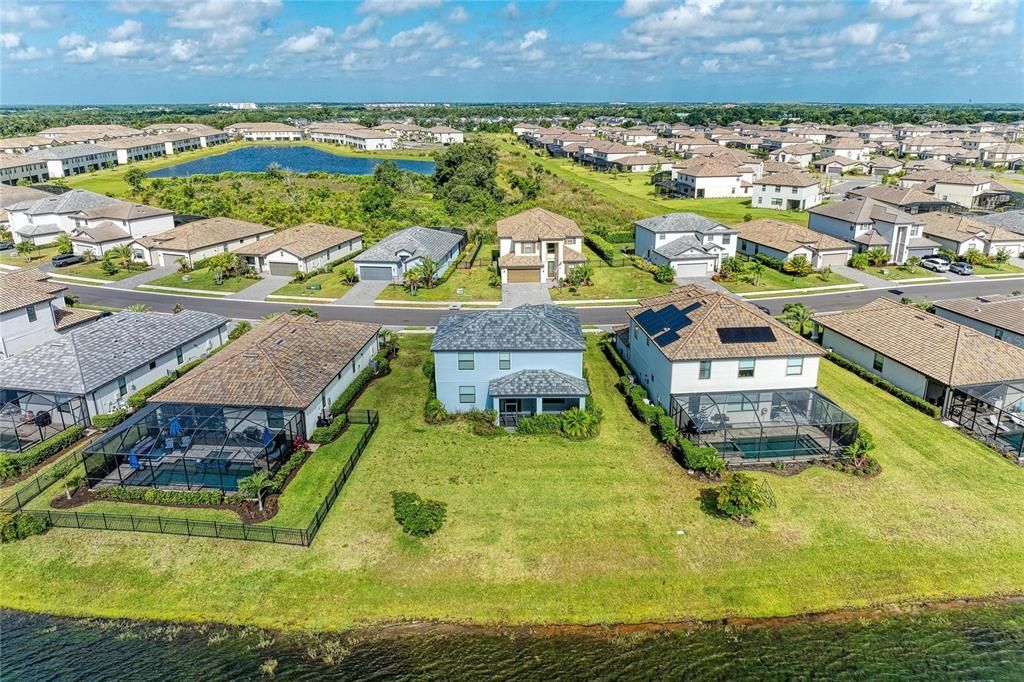 En Venta: $599,999 (4 camas, 3 baños, 2586 Pies cuadrados)