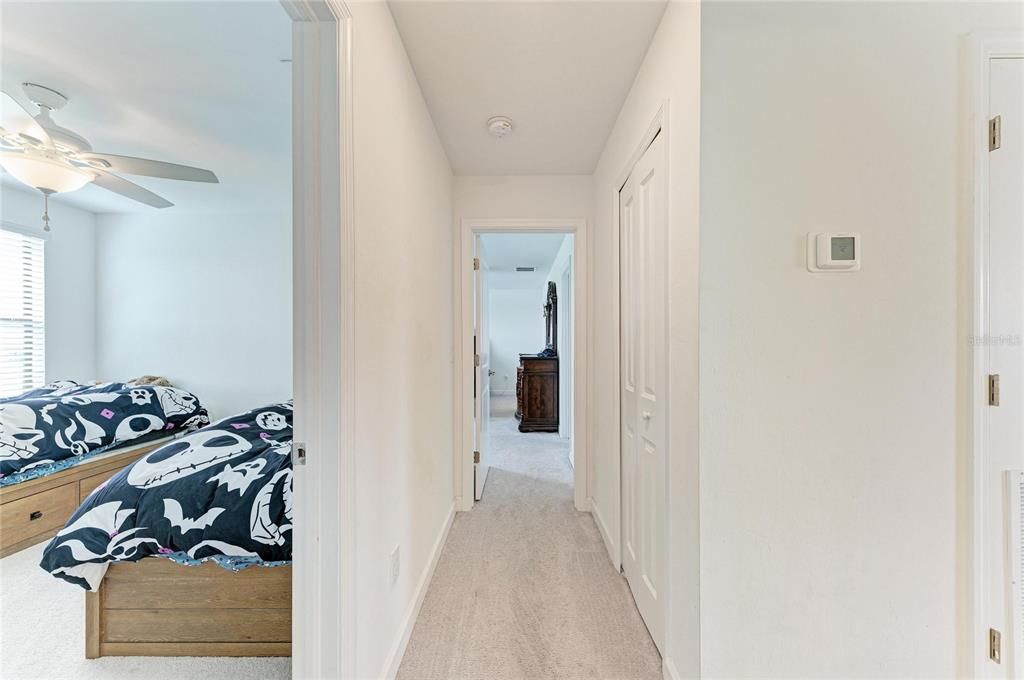 En Venta: $599,999 (4 camas, 3 baños, 2586 Pies cuadrados)