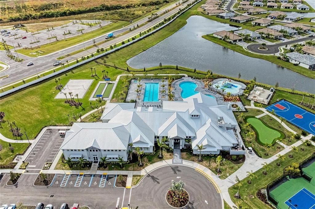 En Venta: $599,999 (4 camas, 3 baños, 2586 Pies cuadrados)