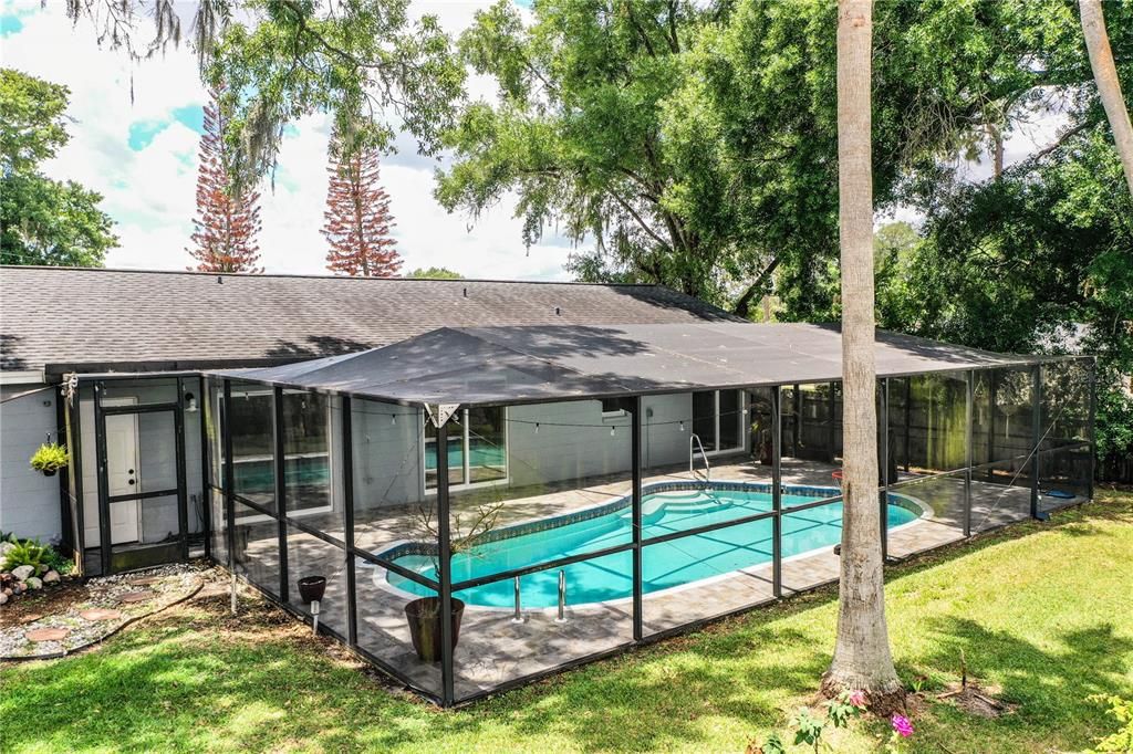 Activo con contrato: $289,900 (3 camas, 2 baños, 1245 Pies cuadrados)
