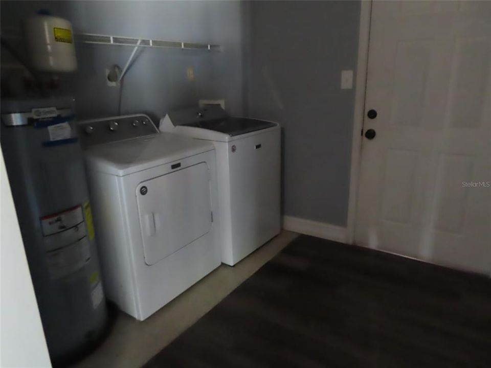 En Venta: $362,000 (3 camas, 4 baños, 1603 Pies cuadrados)