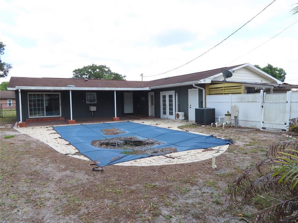 En Venta: $362,000 (3 camas, 4 baños, 1603 Pies cuadrados)