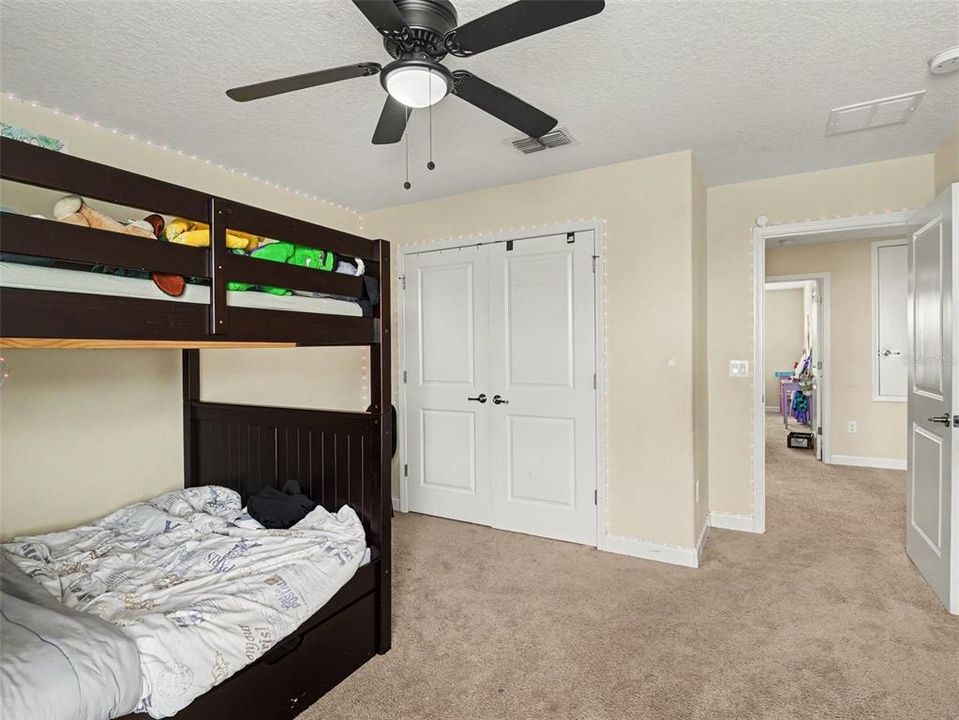 For Sale: $515,000 (4 beds, 2 baths, 2571 Square Feet)