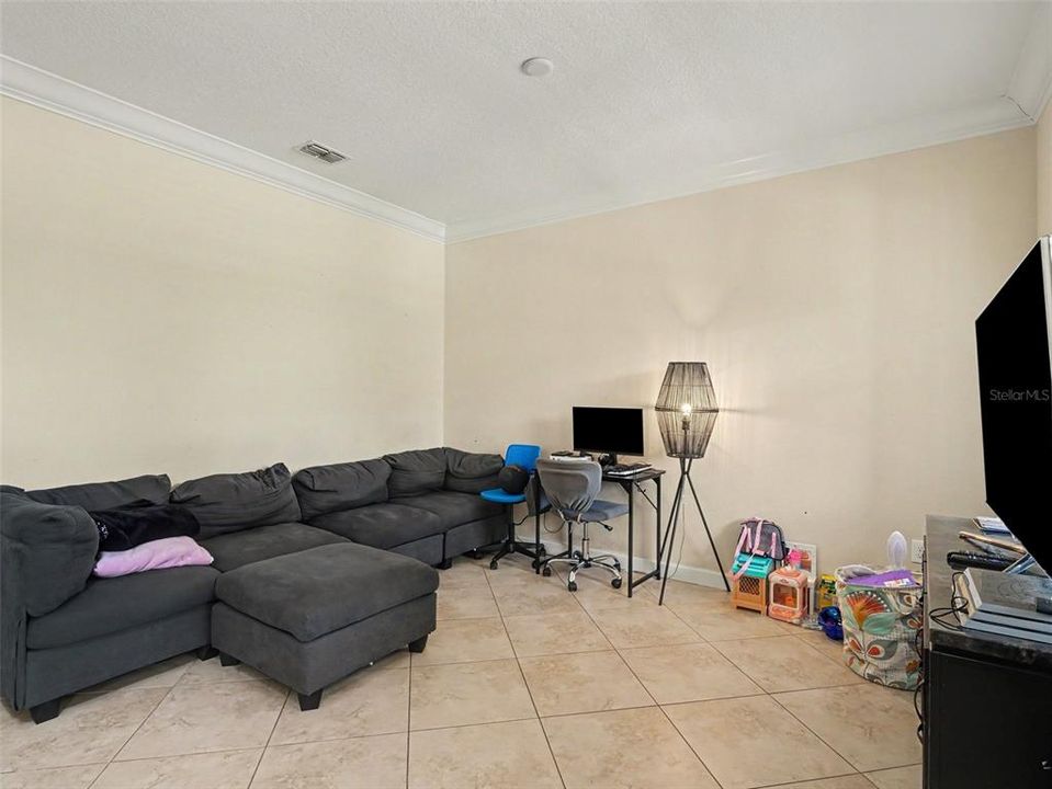 For Sale: $515,000 (4 beds, 2 baths, 2571 Square Feet)