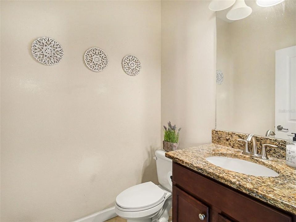 For Sale: $515,000 (4 beds, 2 baths, 2571 Square Feet)
