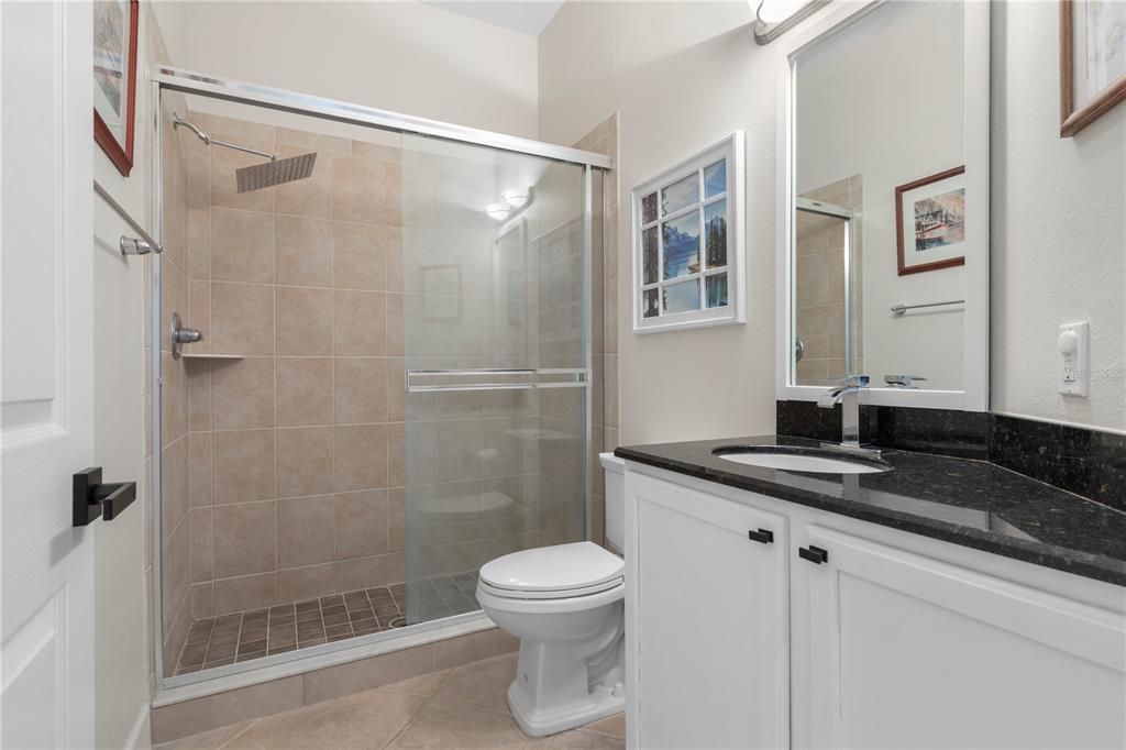 En Venta: $499,000 (3 camas, 3 baños, 2015 Pies cuadrados)