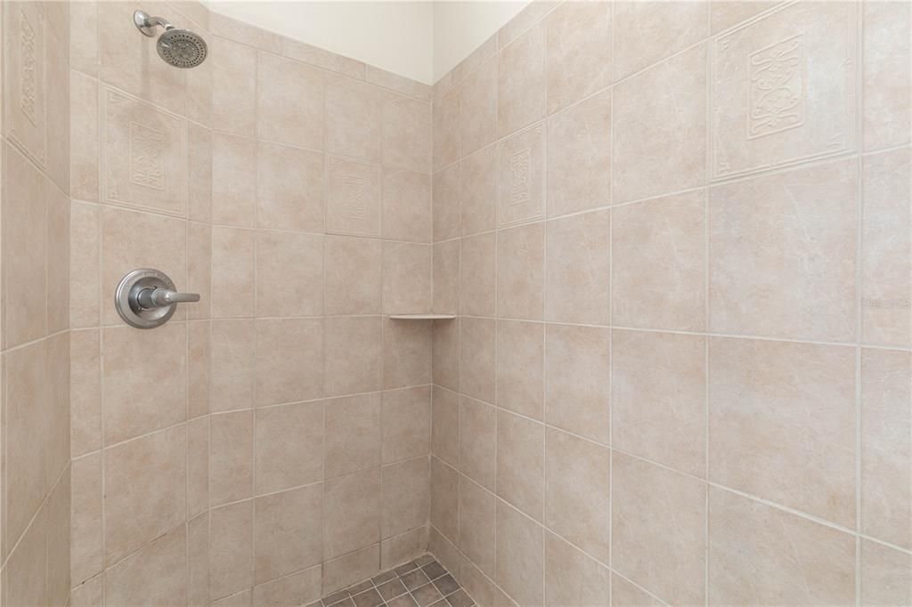 En Venta: $499,000 (3 camas, 3 baños, 2015 Pies cuadrados)
