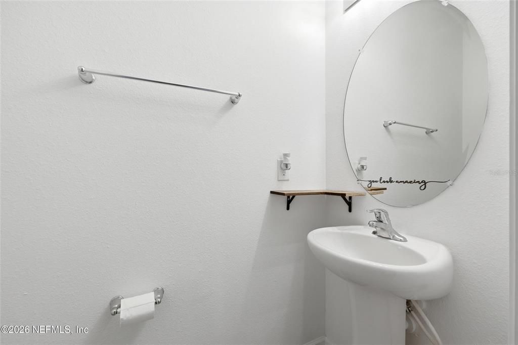For Sale: $299,000 (3 beds, 2 baths, 1338 Square Feet)