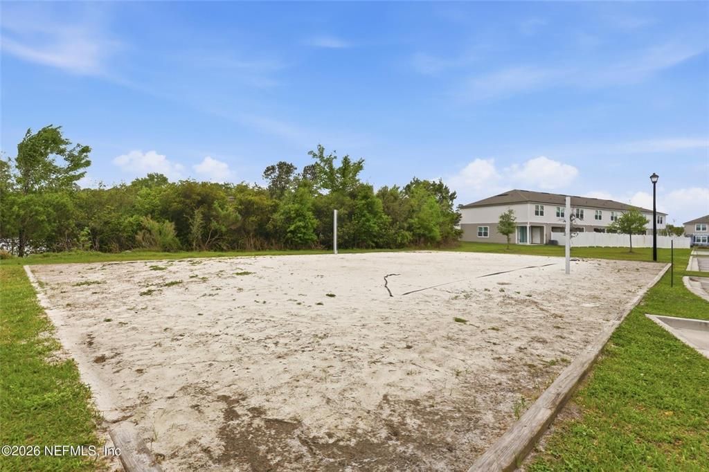 For Sale: $299,000 (3 beds, 2 baths, 1338 Square Feet)