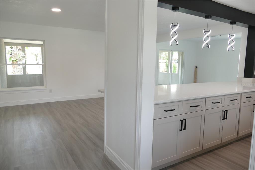 For Sale: $464,900 (3 beds, 3 baths, 1967 Square Feet)