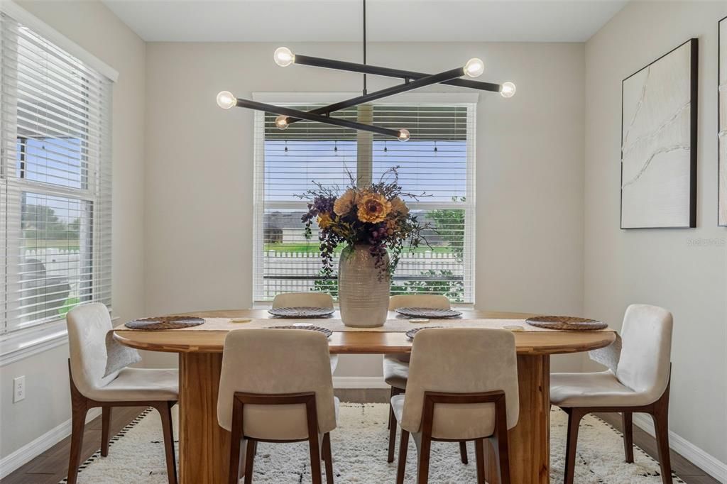 En Venta: $729,900 (5 camas, 4 baños, 3461 Pies cuadrados)