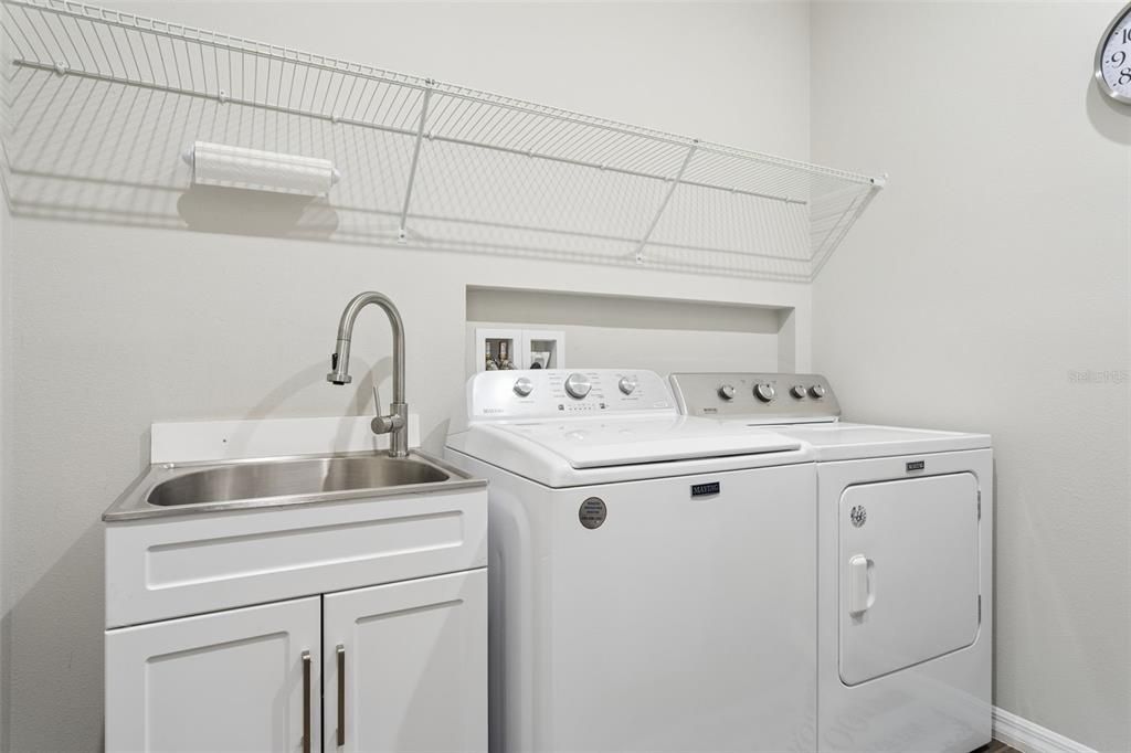 En Venta: $729,900 (5 camas, 4 baños, 3461 Pies cuadrados)