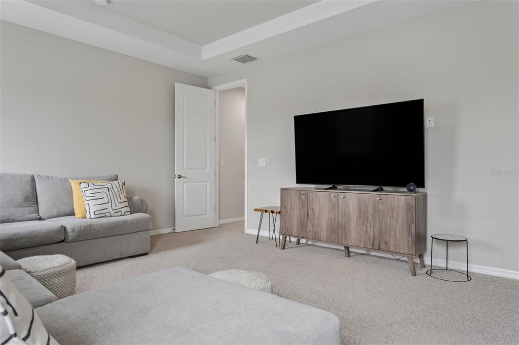 En Venta: $729,900 (5 camas, 4 baños, 3461 Pies cuadrados)