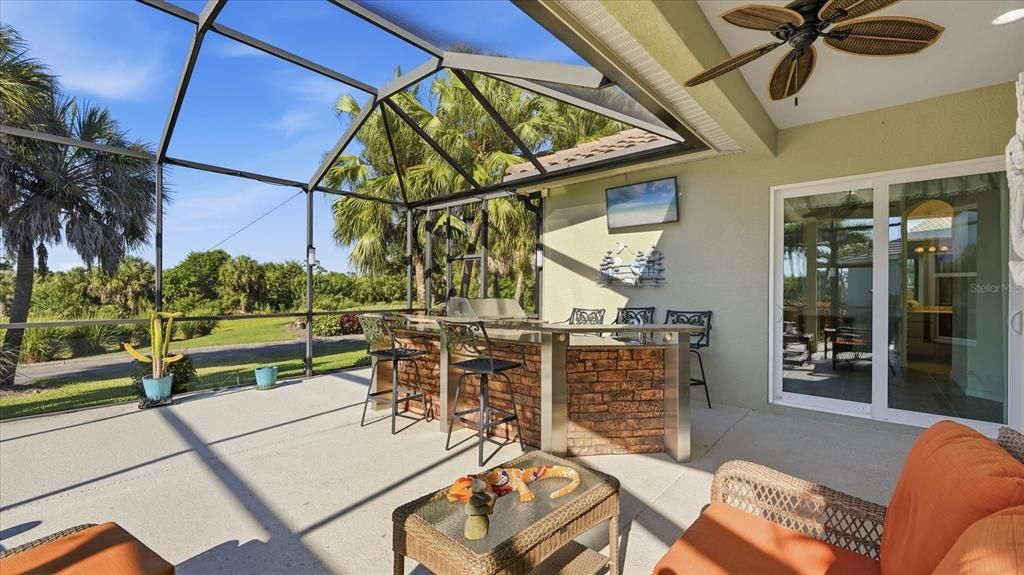 For Sale: $354,900 (2 beds, 2 baths, 1689 Square Feet)