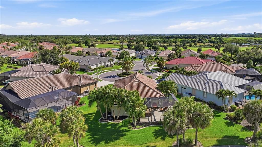 For Sale: $354,900 (2 beds, 2 baths, 1689 Square Feet)